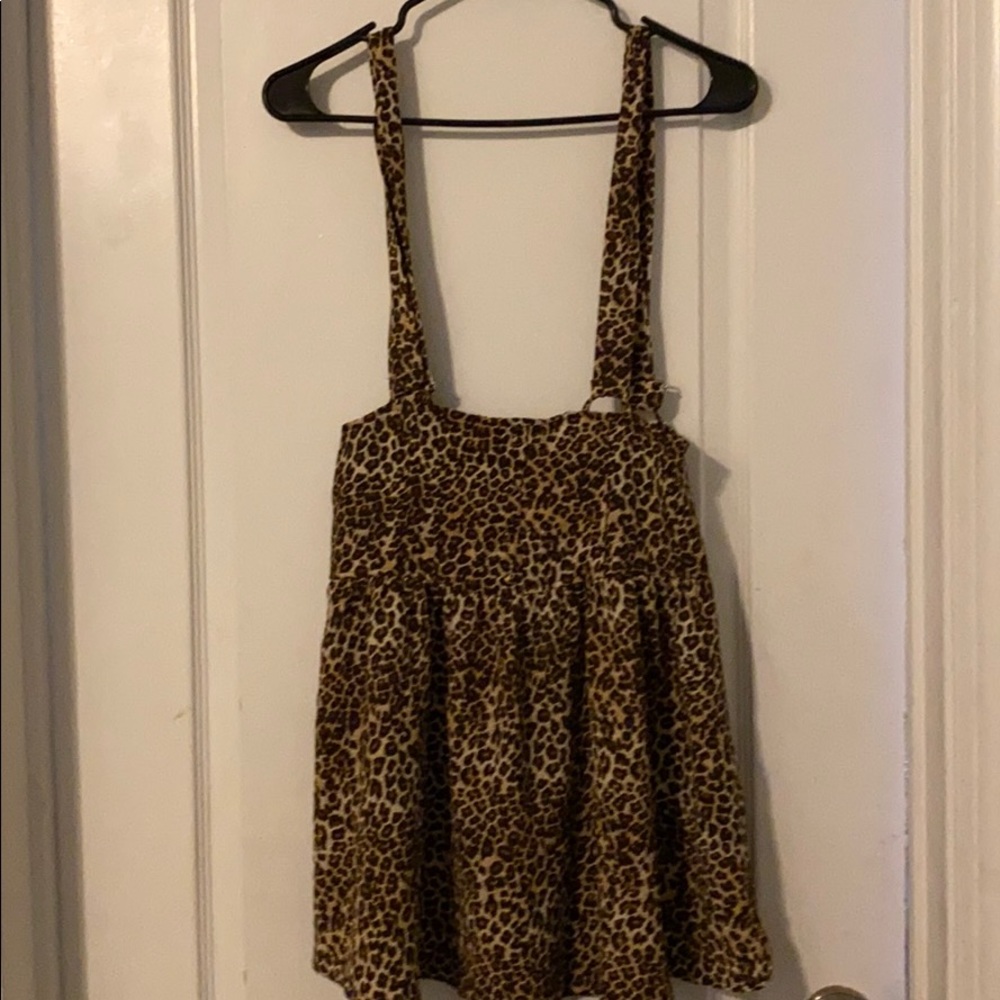 Cheetah print skirt with straps